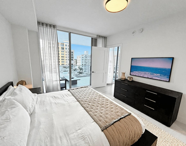 151 N Seabreeze Boulevard - Photo Thumbnail 11