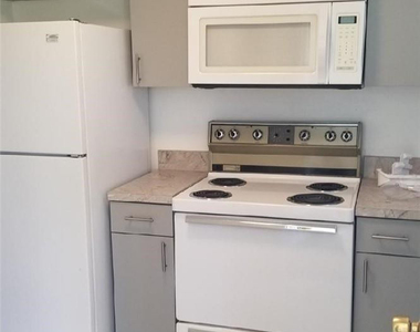 1631 Nw 46th Avenue - Photo Thumbnail 3