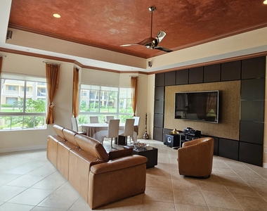 16117 Emerald Estates Drive - Photo Thumbnail 17