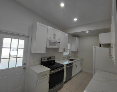 116 Ne Prima Vista Boulevard - Photo Thumbnail 10