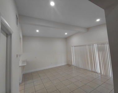 116 Ne Prima Vista Boulevard - Photo Thumbnail 2