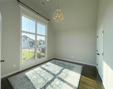 18801 Hidden Hill Terrace - Photo Thumbnail 4