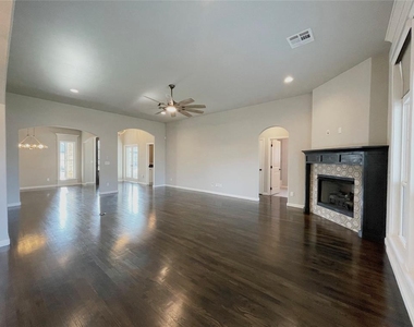 18801 Hidden Hill Terrace - Photo Thumbnail 14