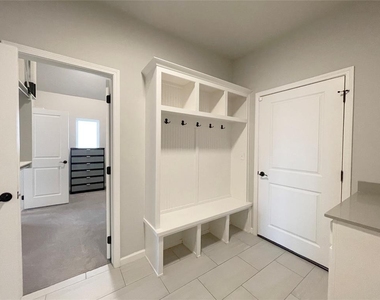 18801 Hidden Hill Terrace - Photo Thumbnail 34