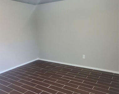 12413 Sw 2nd Street - Photo Thumbnail 37