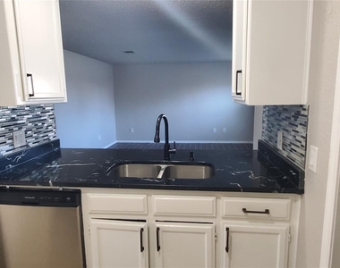 12413 Sw 2nd Street - Photo Thumbnail 25