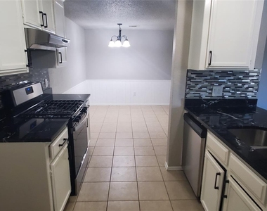 12413 Sw 2nd Street - Photo Thumbnail 22