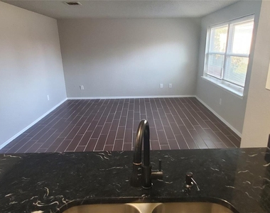 12413 Sw 2nd Street - Photo Thumbnail 20