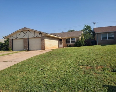 12413 Sw 2nd Street - Photo Thumbnail 2