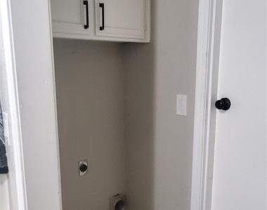 12413 Sw 2nd Street - Photo Thumbnail 24