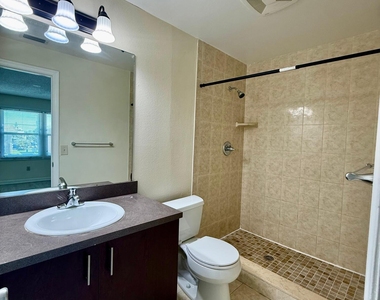 321 Gulfstream Road - Photo Thumbnail 2