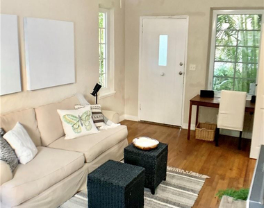 732 Euclid Avenue - Photo Thumbnail 10