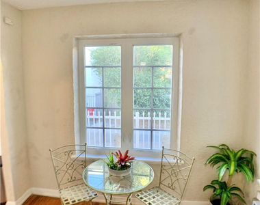 732 Euclid Avenue - Photo Thumbnail 20