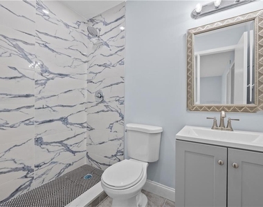 260 Nw 19th Street - Photo Thumbnail 7