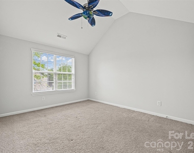 2704 Piersland Drive - Photo Thumbnail 24