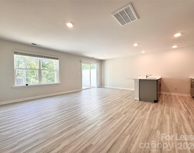 6131 Faron Way - Photo Thumbnail 5