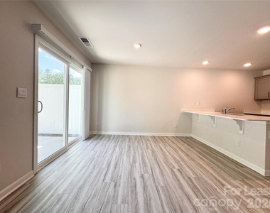 6131 Faron Way - Photo Thumbnail 7