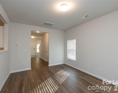 1419 Amhurst Street - Photo Thumbnail 13