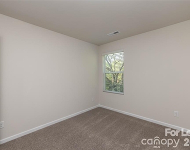 1419 Amhurst Street - Photo Thumbnail 37