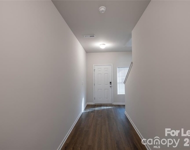1419 Amhurst Street - Photo Thumbnail 9