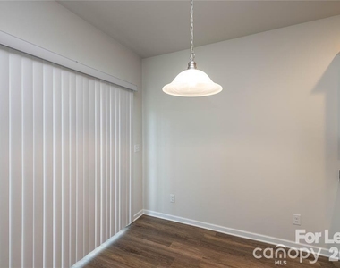 1419 Amhurst Street - Photo Thumbnail 14