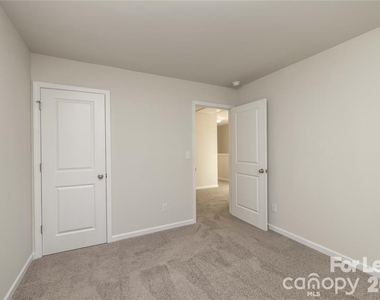 1419 Amhurst Street - Photo Thumbnail 38
