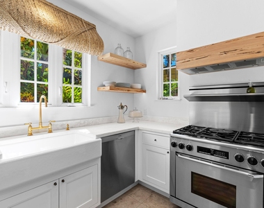 746 Upland Road - Photo Thumbnail 14