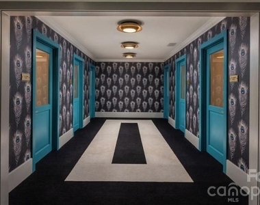 2408 South Boulevard - Photo Thumbnail 4