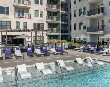 2408 South Boulevard - Photo Thumbnail 2