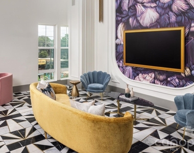 2408 South Boulevard - Photo Thumbnail 7