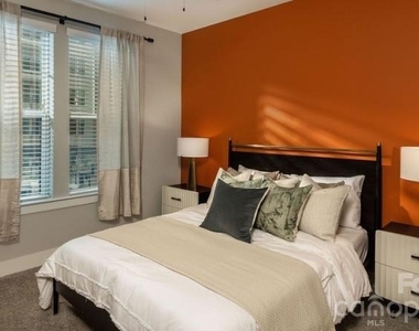 2408 South Boulevard - Photo Thumbnail 28
