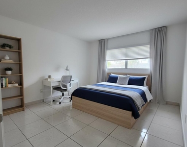 1201 Sw 52nd Avenue - Photo Thumbnail 23