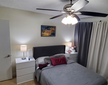 5646 Rock Island Road - Photo Thumbnail 9