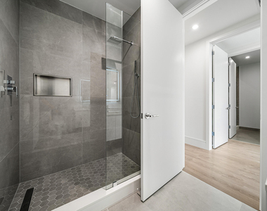 220 Lake Shore Drive - Photo Thumbnail 23