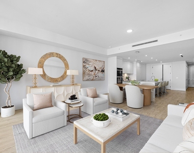 220 Lake Shore Drive - Photo Thumbnail 6