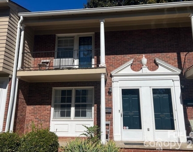 626 Walnut Street - Photo Thumbnail 2
