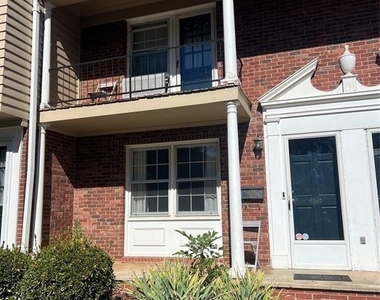 626 Walnut Street - Photo Thumbnail 1