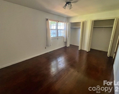 626 Walnut Street - Photo Thumbnail 11