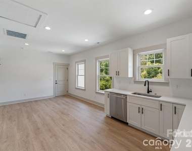 1529 Beckwith Place - Photo Thumbnail 25