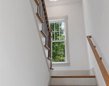 1529 Beckwith Place - Photo Thumbnail 5