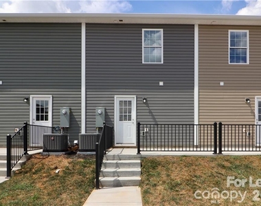 3971 Newhall Drive Nw - Photo Thumbnail 32