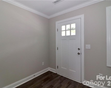 3971 Newhall Drive Nw - Photo Thumbnail 4