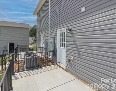 3971 Newhall Drive Nw - Photo Thumbnail 35