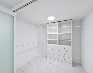2480 Presidential Way - Photo Thumbnail 27