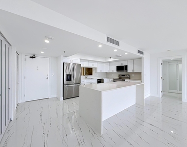 2480 Presidential Way - Photo Thumbnail 13