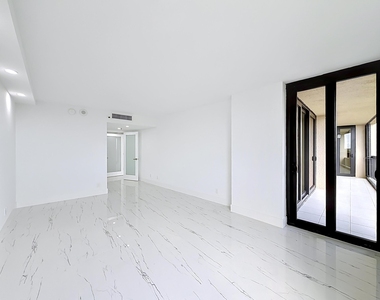 2480 Presidential Way - Photo Thumbnail 30