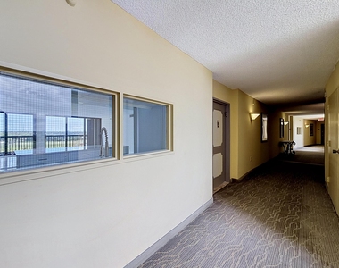 2480 Presidential Way - Photo Thumbnail 7
