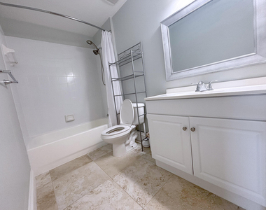 2080 Greenview Shores Boulevard - Photo Thumbnail 11