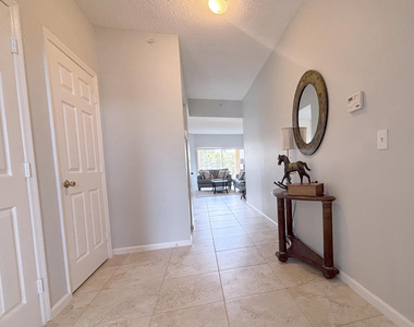 2080 Greenview Shores Boulevard - Photo Thumbnail 15