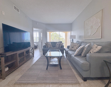 2080 Greenview Shores Boulevard - Photo Thumbnail 1